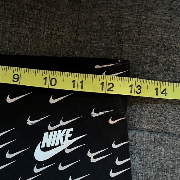 NIKE Womens Small Black and White Swoosh All Over Leggings - Picture 8 of 9